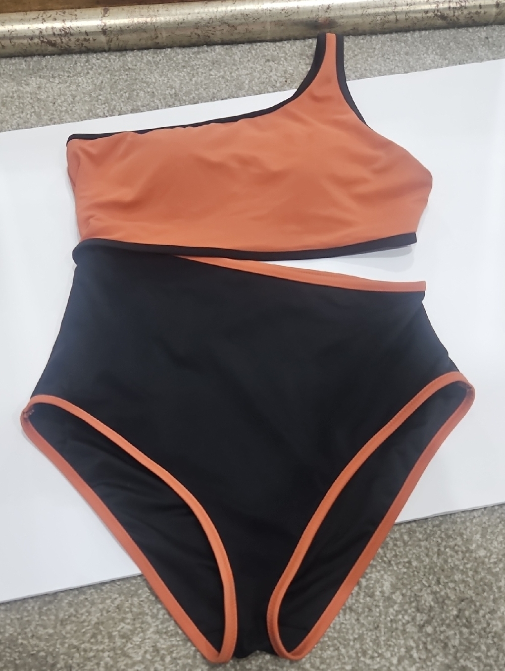 Victoria's Secret Rust and Black One-Shoulder Bikini Set sz L